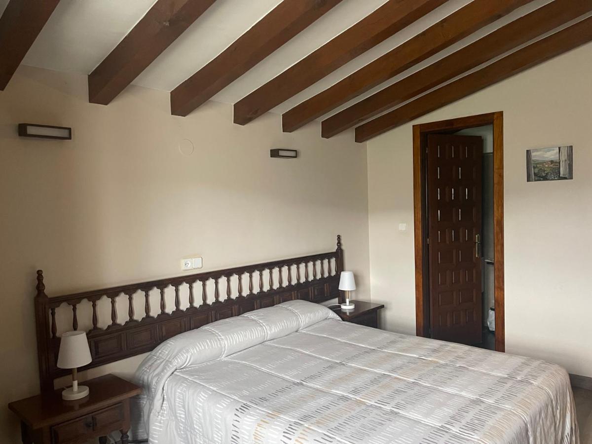 Posada La Solana - Adults Only Santillana del Mar Bagian luar foto
