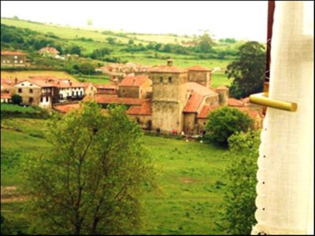Posada La Solana - Adults Only Santillana del Mar Bagian luar foto