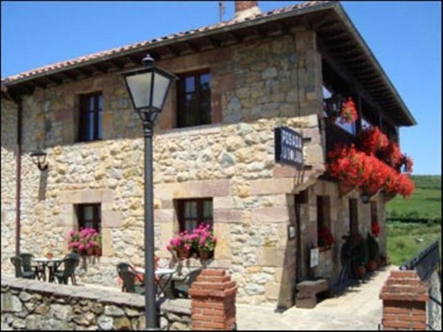 Posada La Solana - Adults Only Santillana del Mar Bagian luar foto